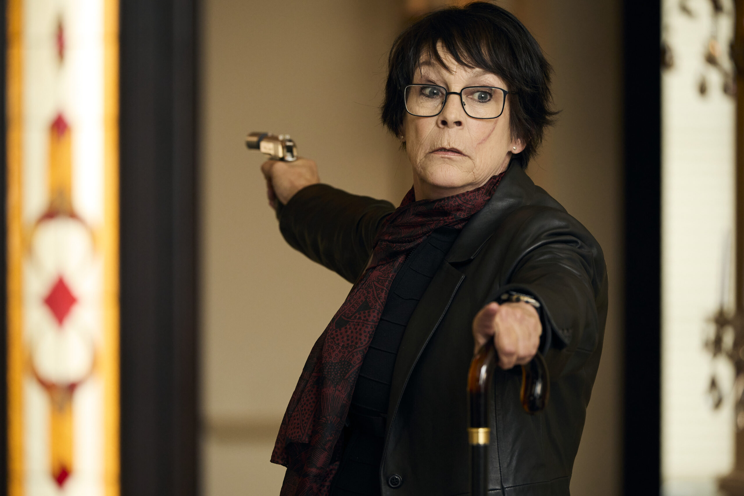 Prime Video Anuncia Primeiras Imagens e Data de Estreia de Melou, Série Inspirada Em Roubo Canadense