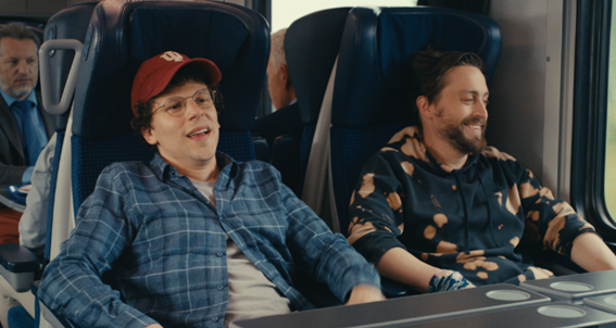 COM TEMAS SENSÍVEIS, HUMOR AFIADO E MUITAS INDICAÇÕES, A VERDADEIRA DOR É INDICAÇÃO PARA ASSISTIR NOS CINEMAS