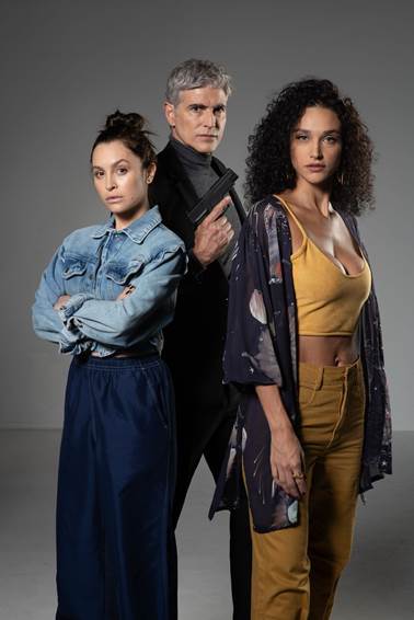 EM BREVE NOS CINEMAS: A ARTE DO ROUBO, COM DÉBORA NASCIMENTO, CARLA DIAZ E REYNALDO GIANECCHINI, TEM FILMAGENS CONCLUÍDAS