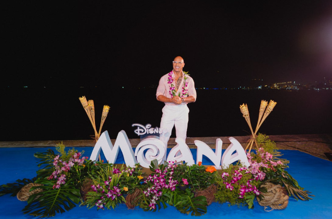 ​DWAYNE JOHNSON ENCANTA OS FÃS EM EVENTO EXCLUSIVO DE MOANA, DA DISNEY, NO RIO DE JANEIRO