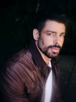 DISNEY+ CONFIRMA CAUÃ REYMOND NO ELENCO DA SEGUNDA TEMPORADA DE TUDO É JUSTO