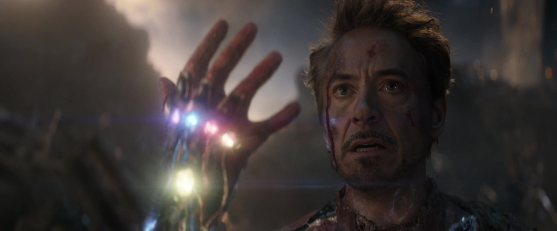 AVANTE, VINGADORES: RELEMBRE A EVOLUÇÃO DOS HERÓIS DA MARVEL NOS FILMES E SÉRIES DO MCU